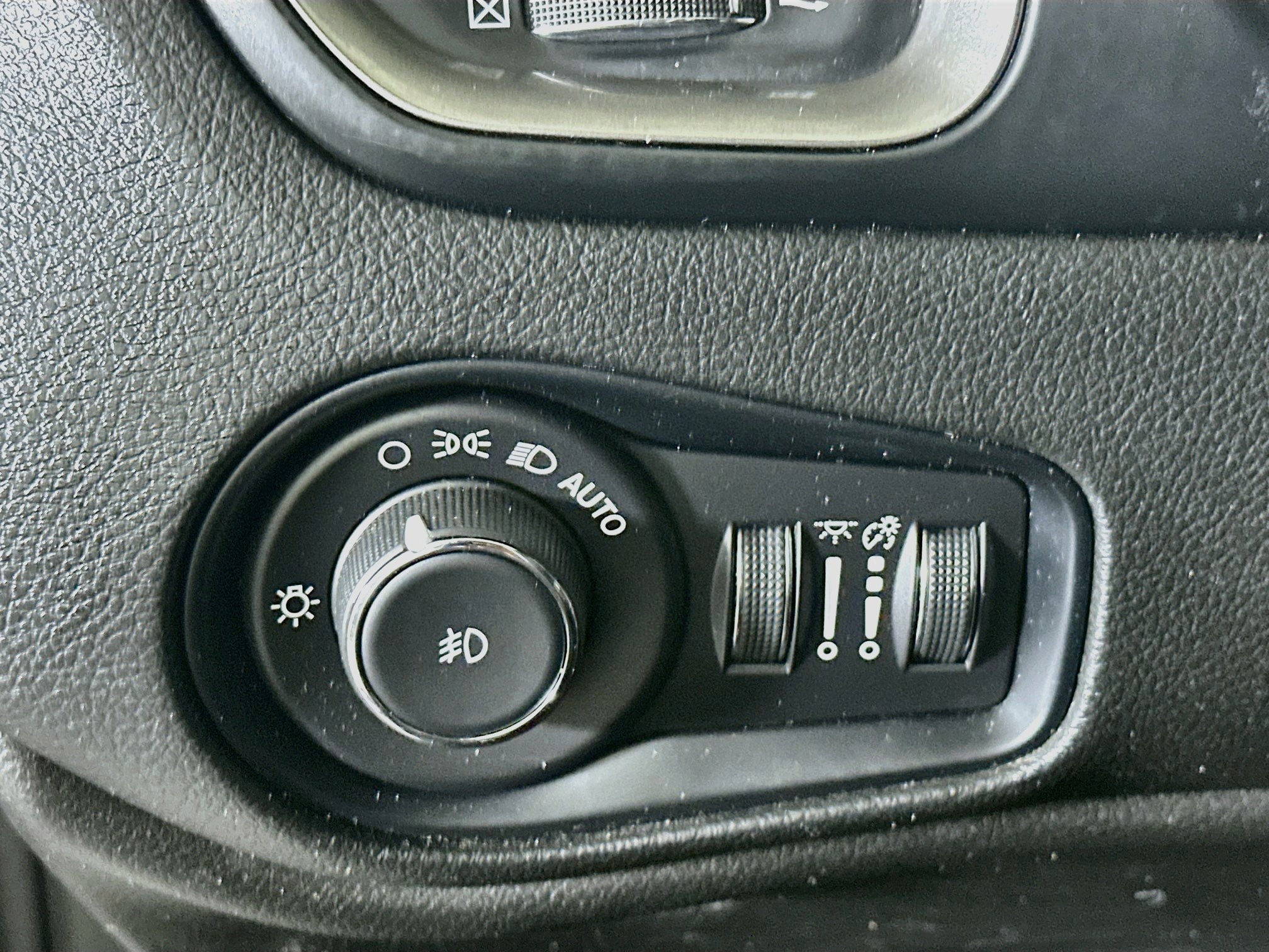 2022 Jeep Renegade Latitude - Photo 15