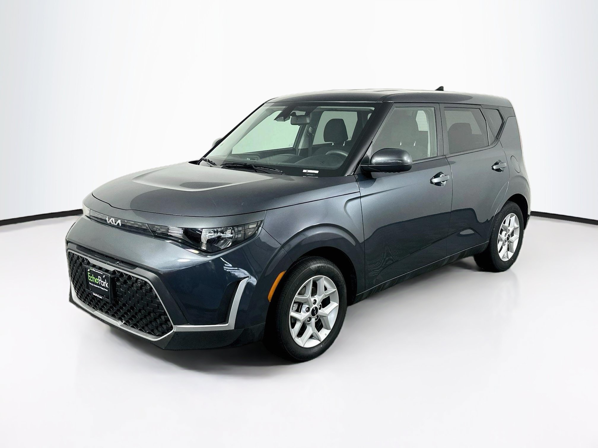 Used 2025 Kia Soul LX Hatchback