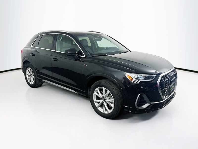 2023 Audi Q3 S Line Premium's photo