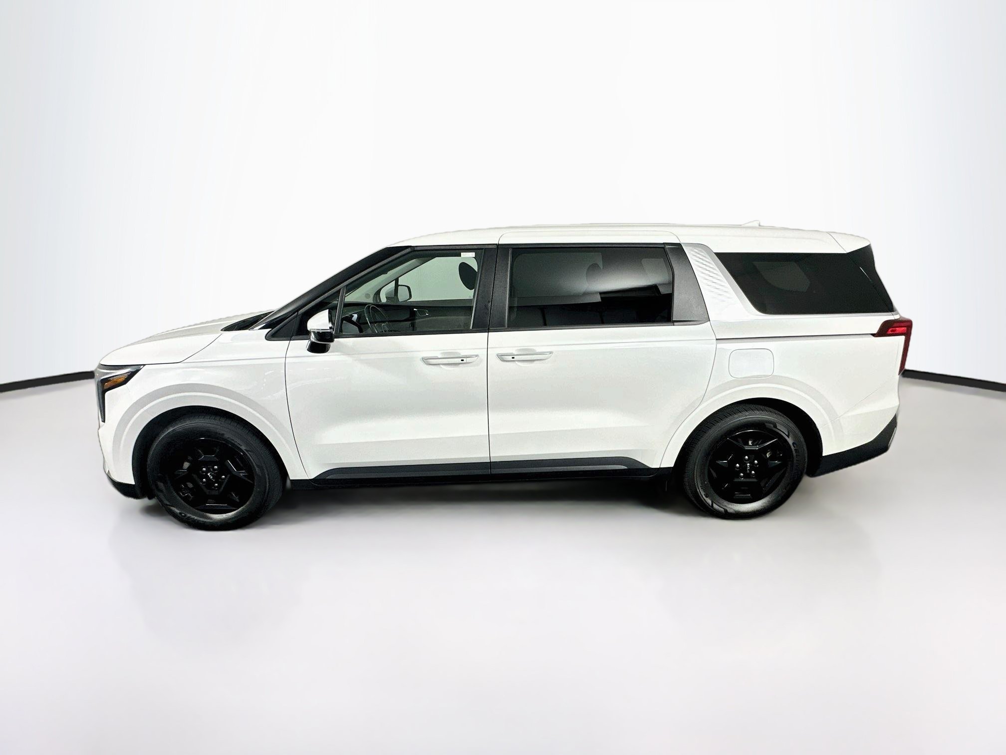 Used 2025 Kia Carnival LXS Van Passenger Van