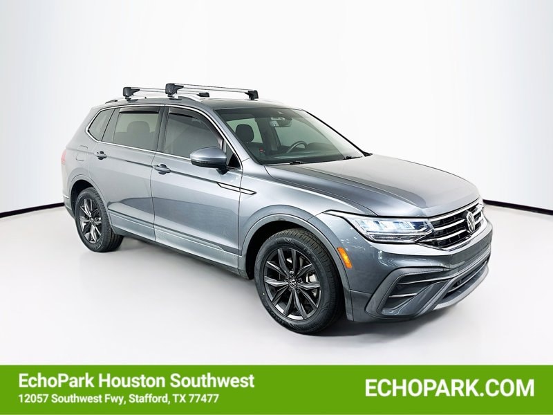 2022 Volkswagen Tiguan 2.0T SE's photo
