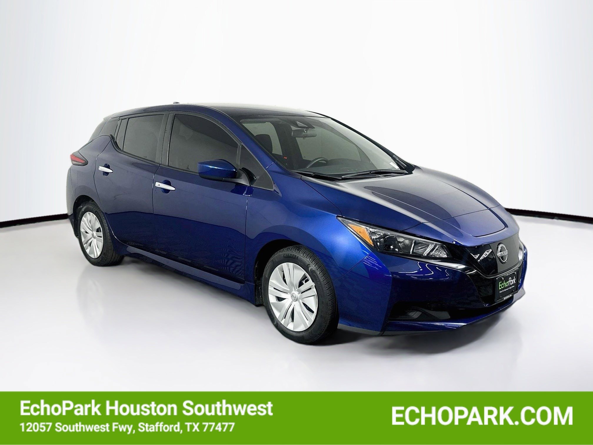2024 Nissan Leaf S's photo