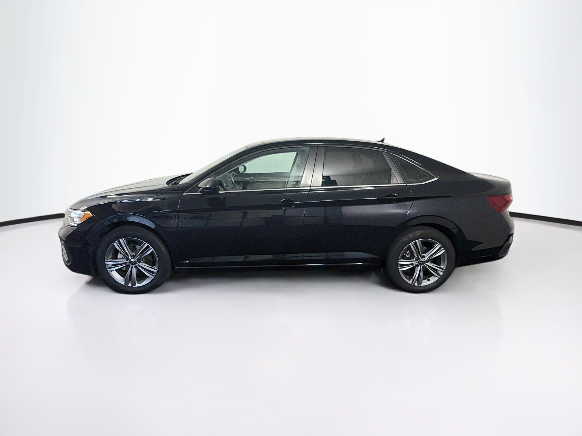 Used 2024 Volkswagen Jetta 1.5T SE Sedan
