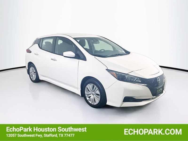 2024 Nissan LEAF
