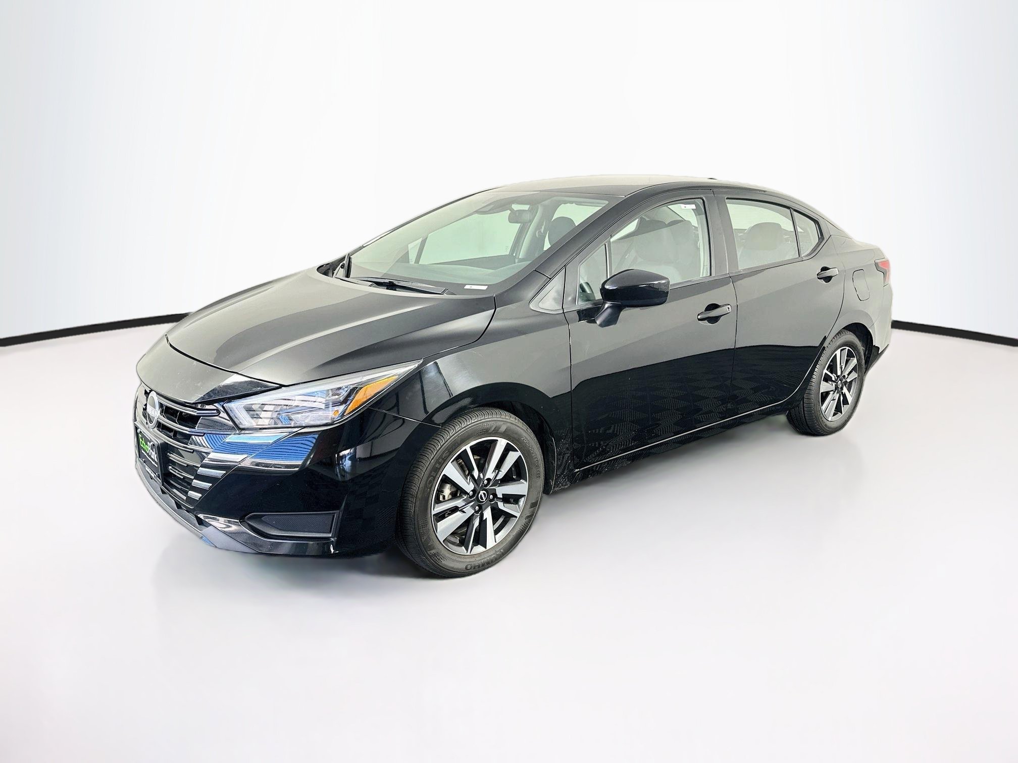 Used 2025 Nissan Versa 1.6 SV Sedan