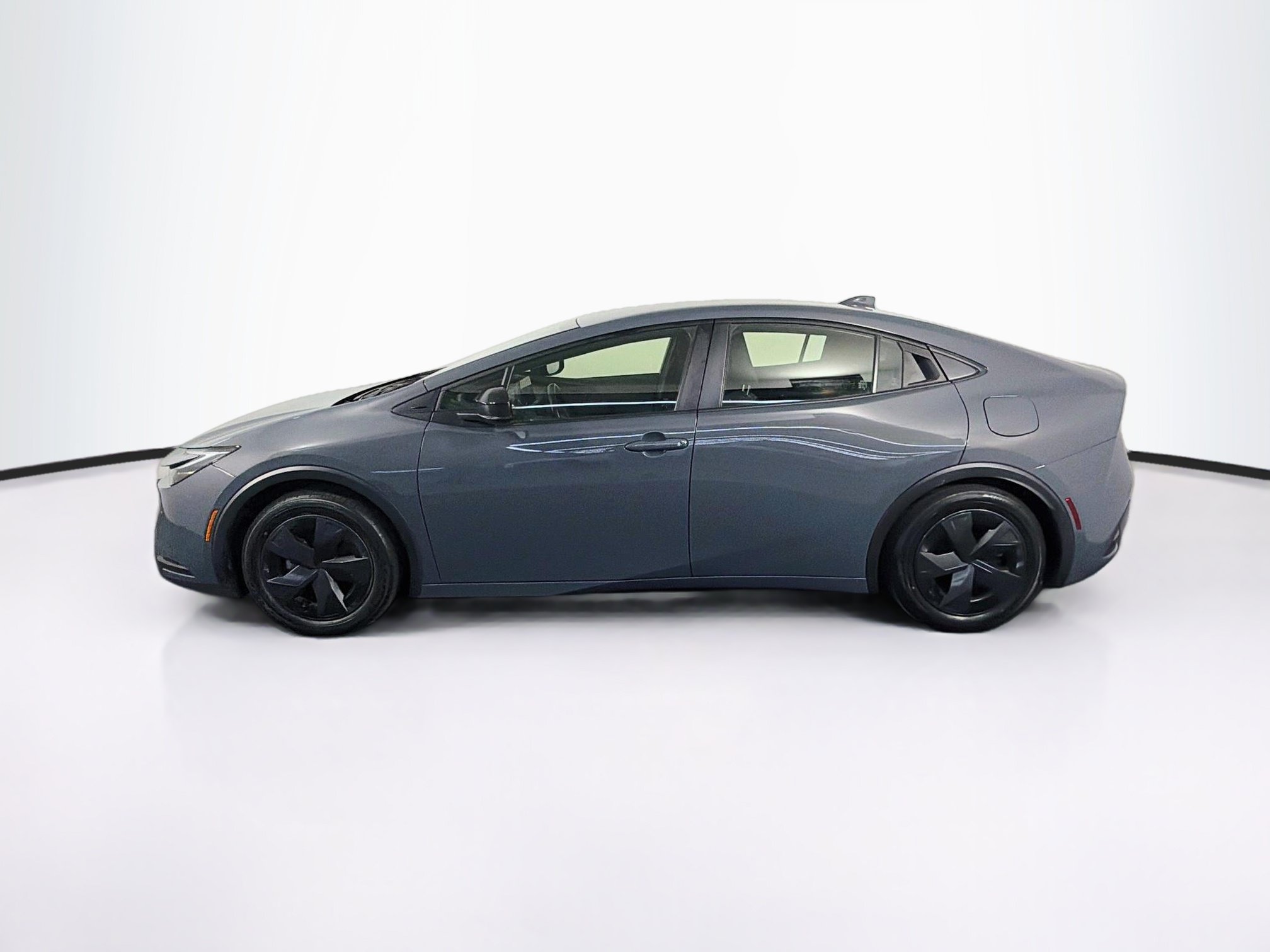 Used 2025 Toyota Prius LE Hatchback
