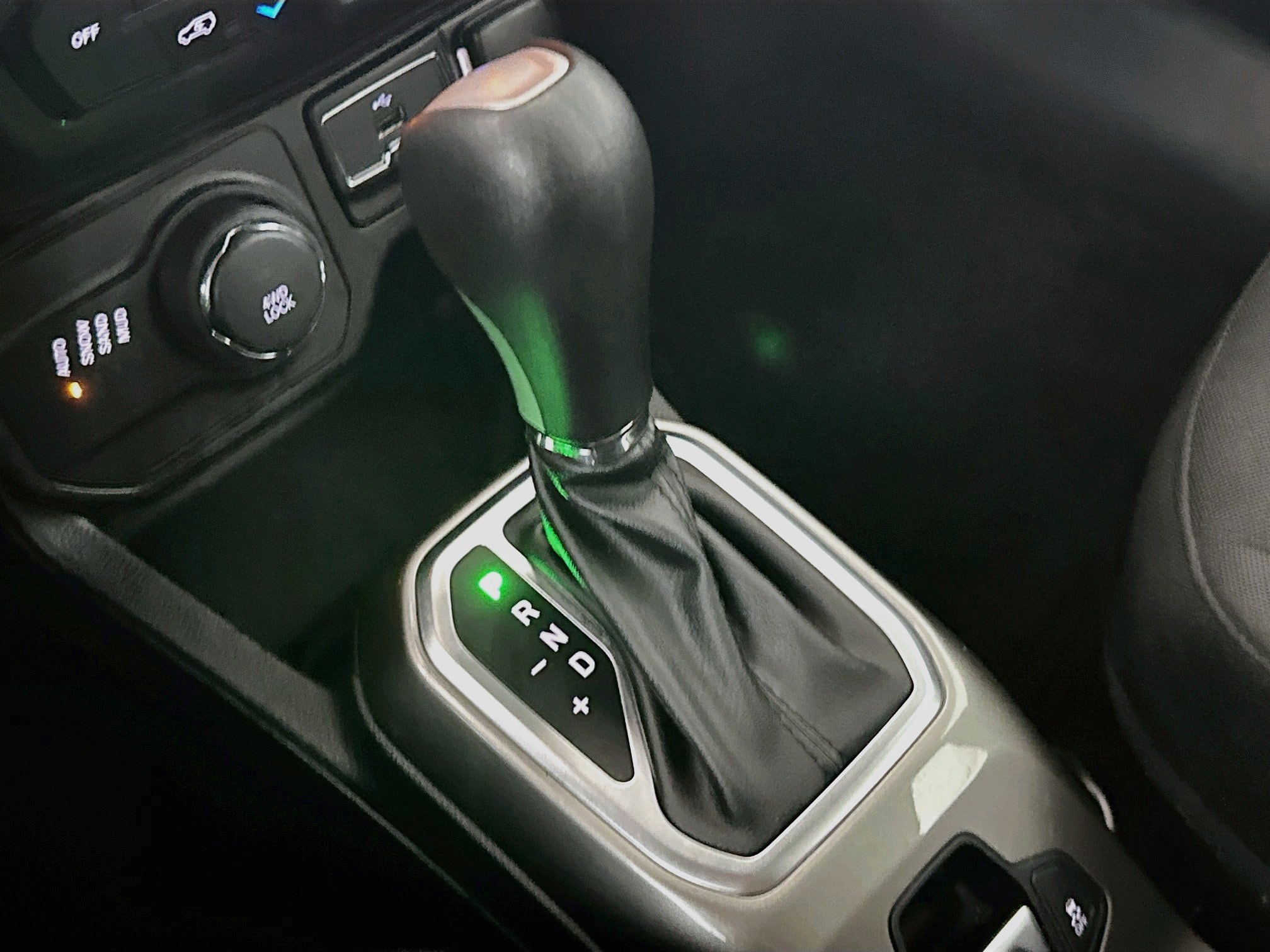2022 Jeep Renegade Latitude - Photo 22
