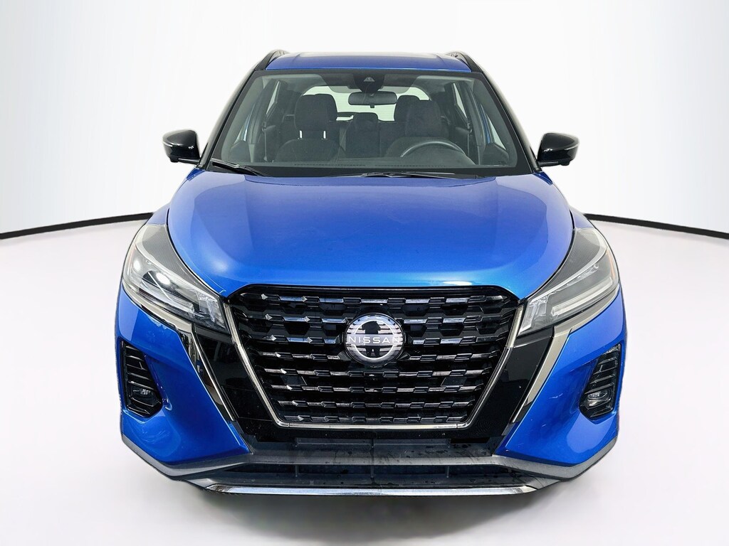 Used 2024 Nissan Kicks SR SUV