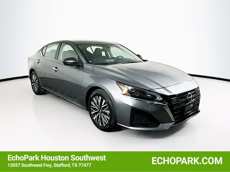 2024 Nissan Altima SV