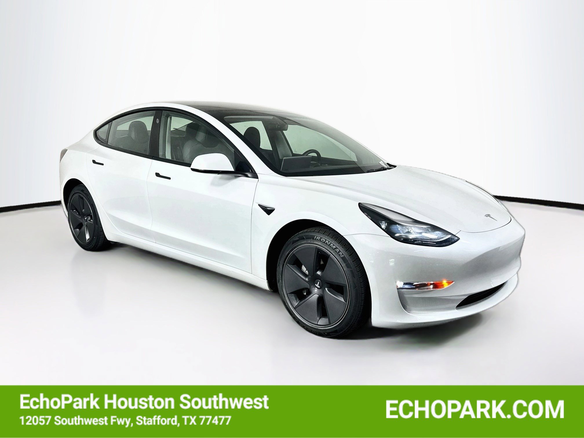 2023 Tesla Model 3's photo