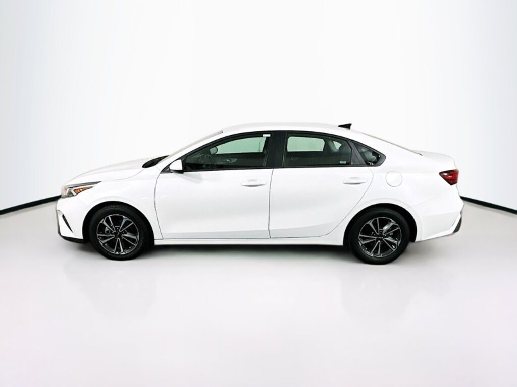 Used 2024 Kia Forte LXS LXS IVT