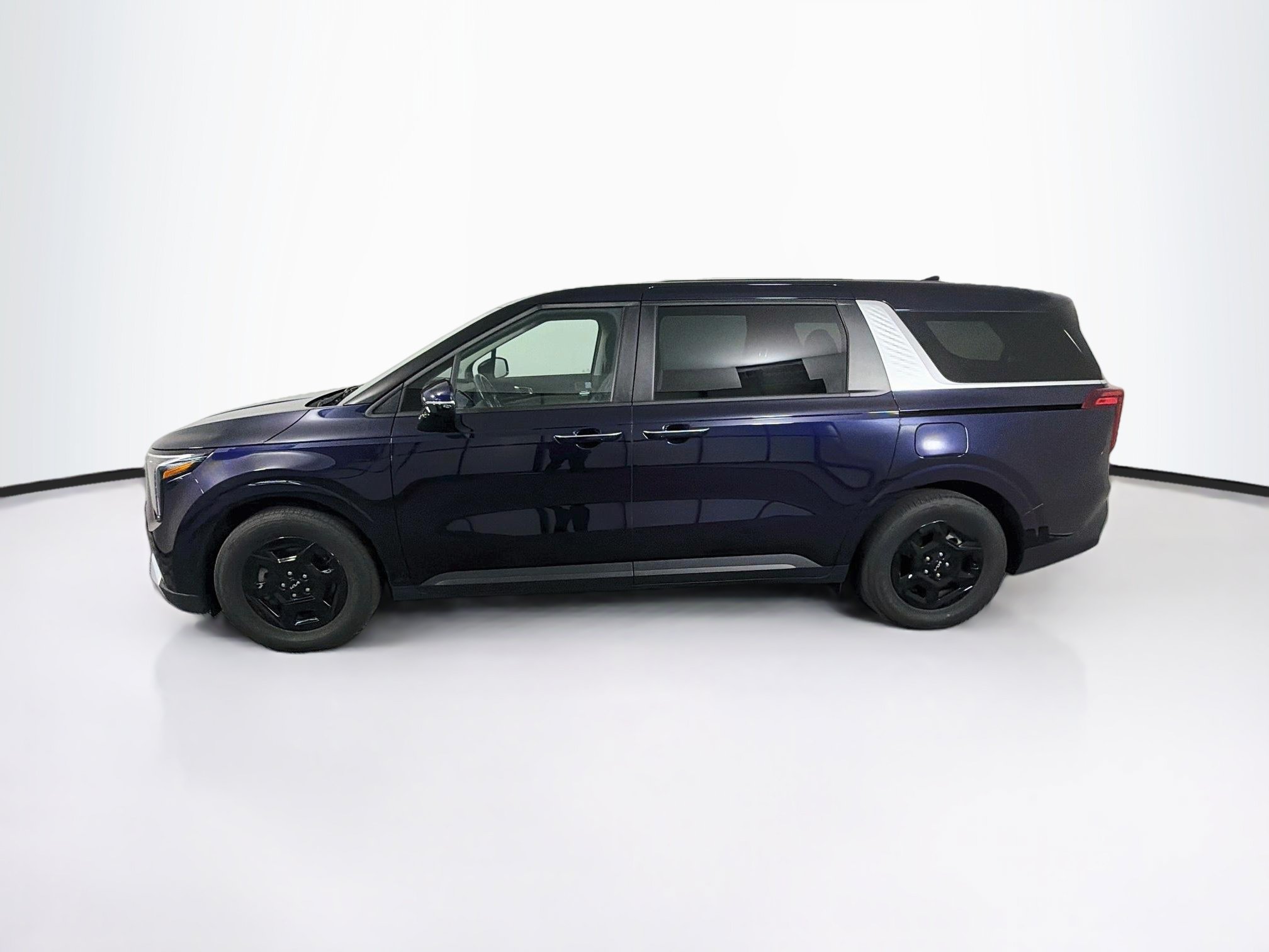 Used 2026 Kia Carnival LXS Van Passenger Van