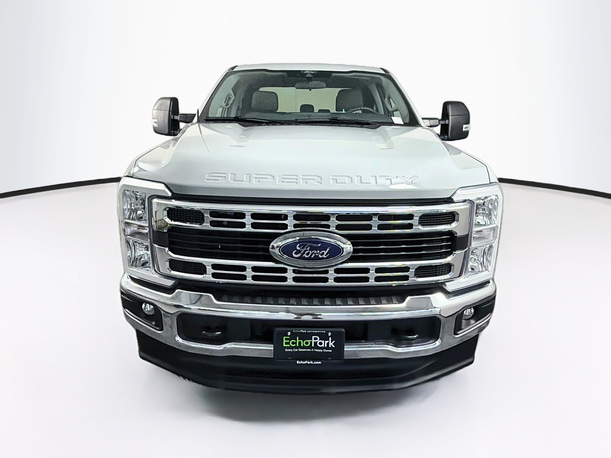 Used 2025 Ford F-250 XLT Truck Crew Cab