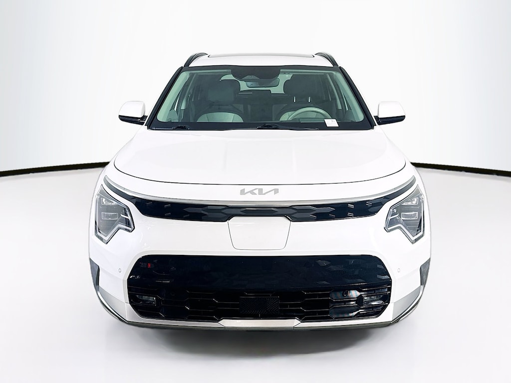 Used 2023 Kia Niro EV Wave SUV