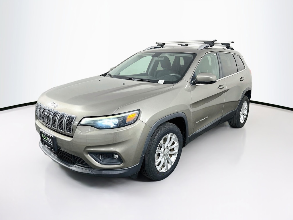 Used 2019 Jeep Cherokee Latitude FWD SUV