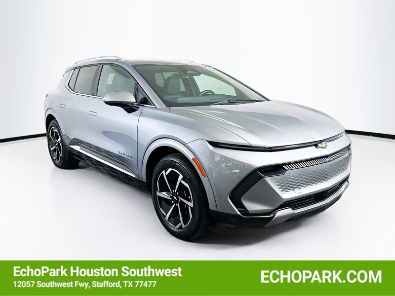 2024 Chevrolet Equinox EV 2LT FWD's photo