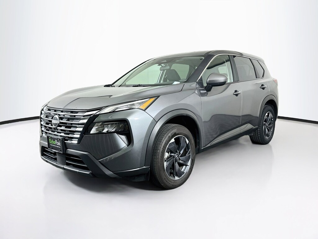 Used 2025 Nissan Rogue SV FWD SV
