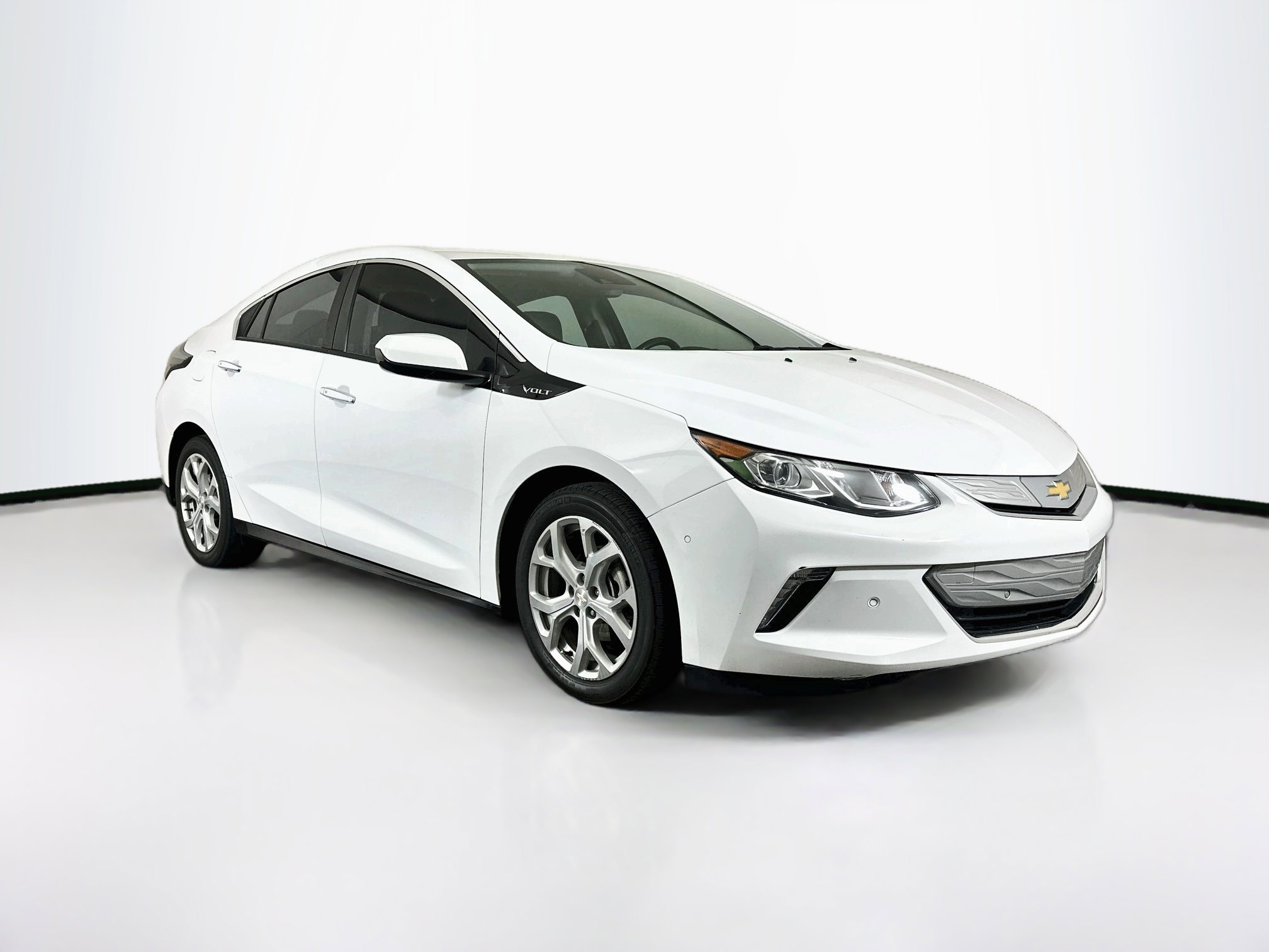 2019 Chevrolet Volt Premier's photo