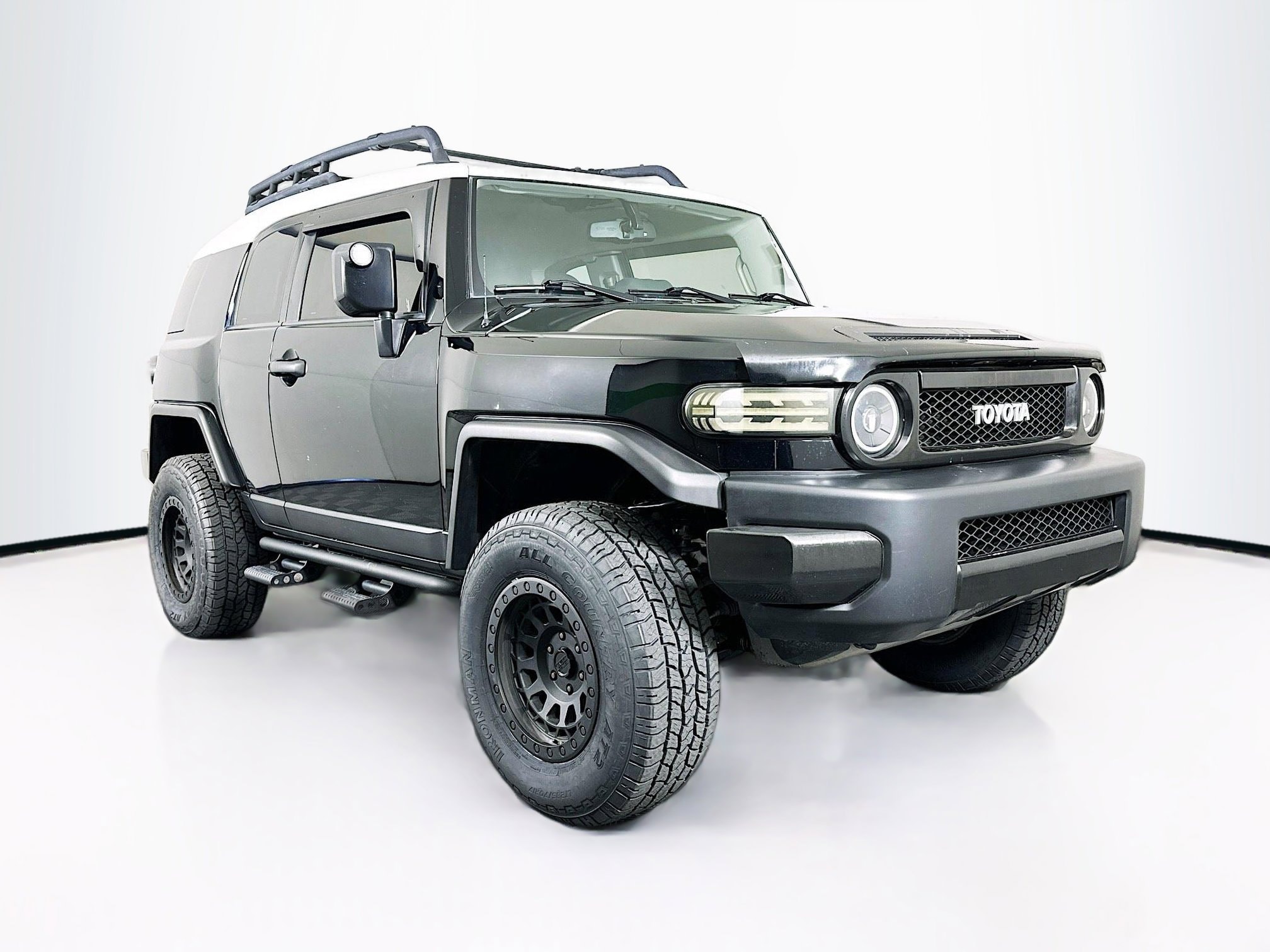 2014 Toyota FJ Cruiser Base's photo