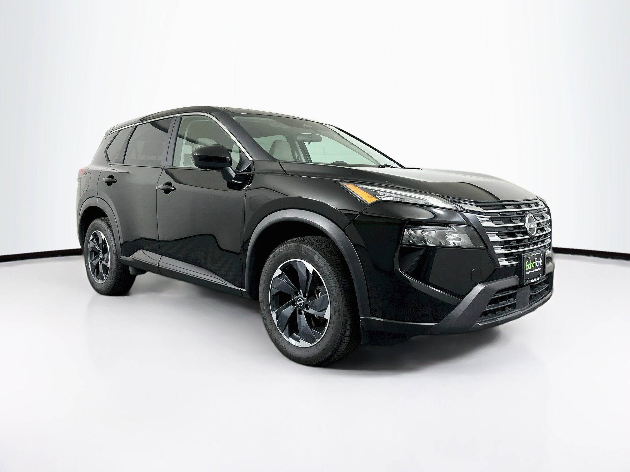 2025 Nissan Rogue SV AWD's photo