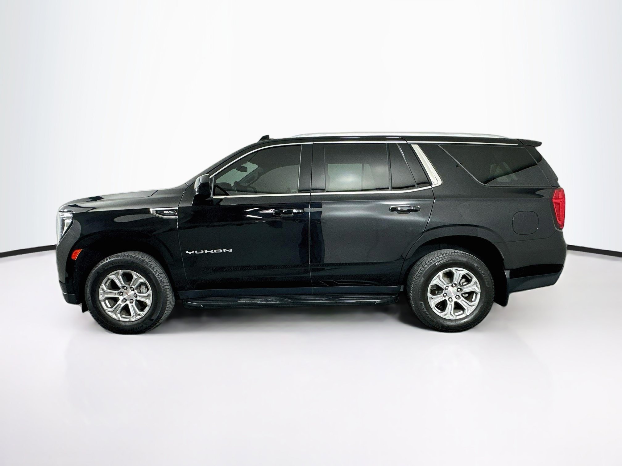 Used 2023 GMC Yukon SLE 2WD SLE