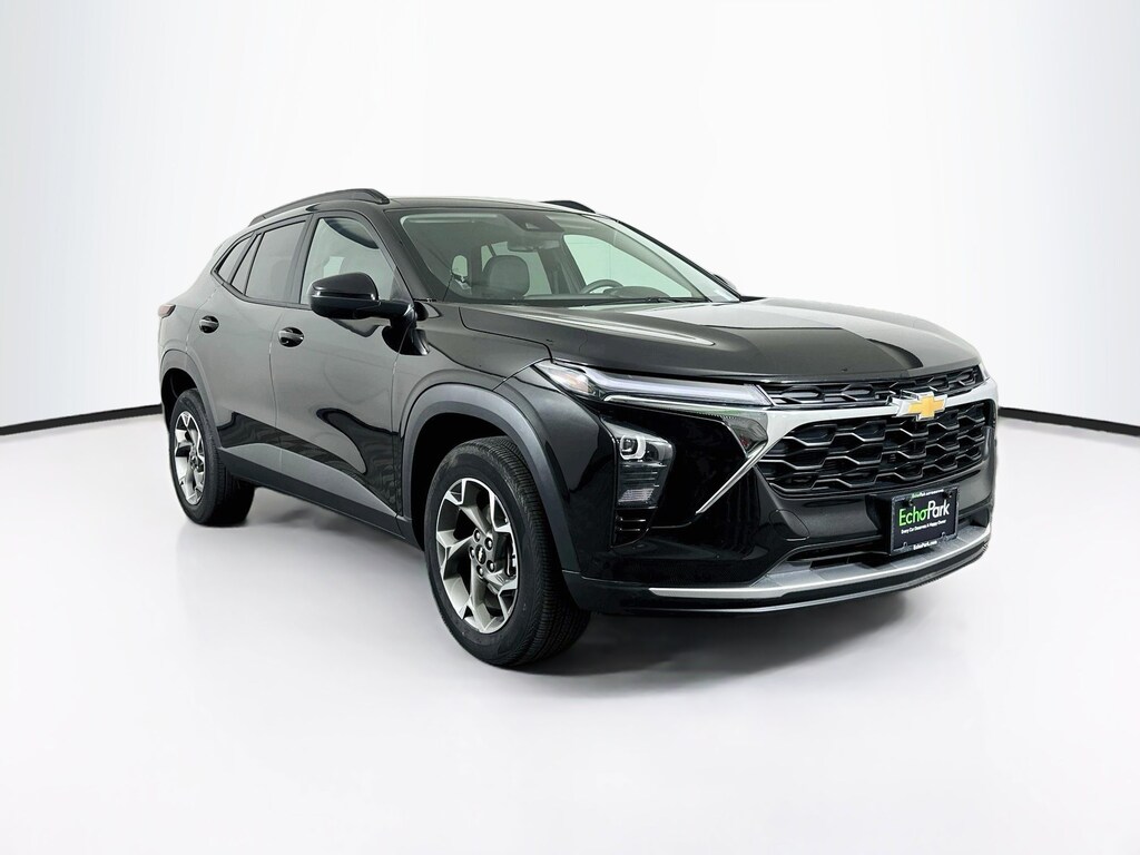 Used 2026 Chevrolet Trax LT FWD LT