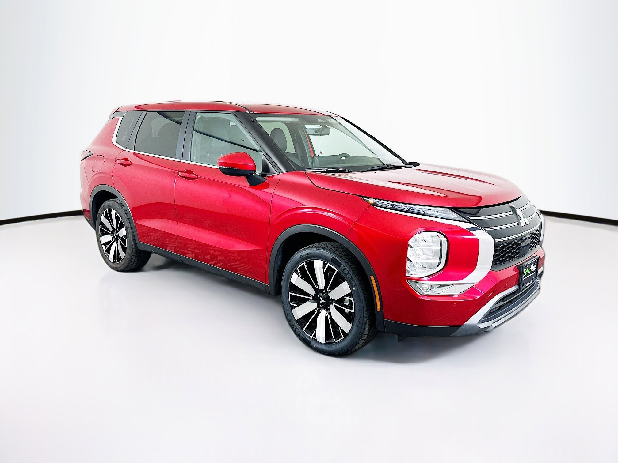 2025 Mitsubishi Outlander SE 2WD's photo