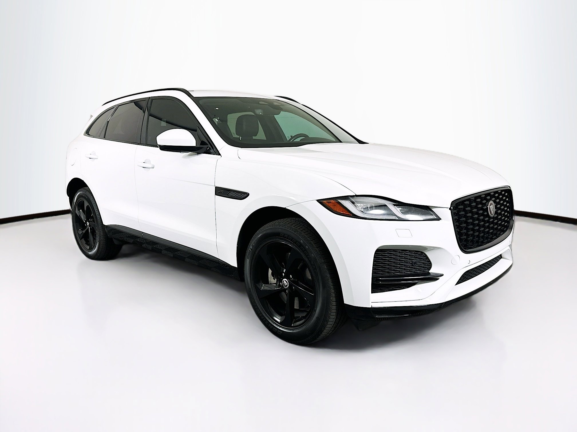 2023 Jaguar F-PACE P250 S's photo