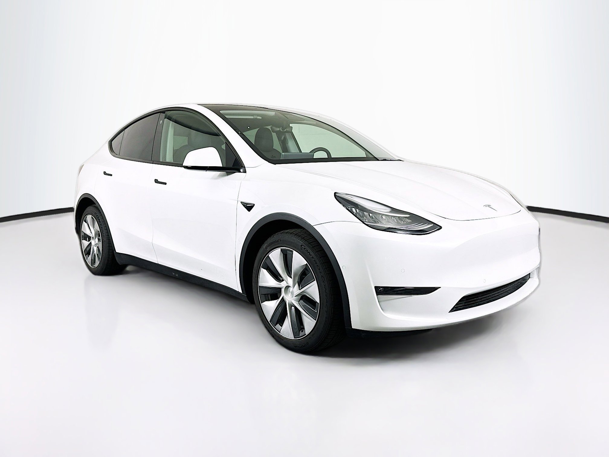 2021 Tesla Model Y Long Range Dual Motor All-Wheel Drive's photo