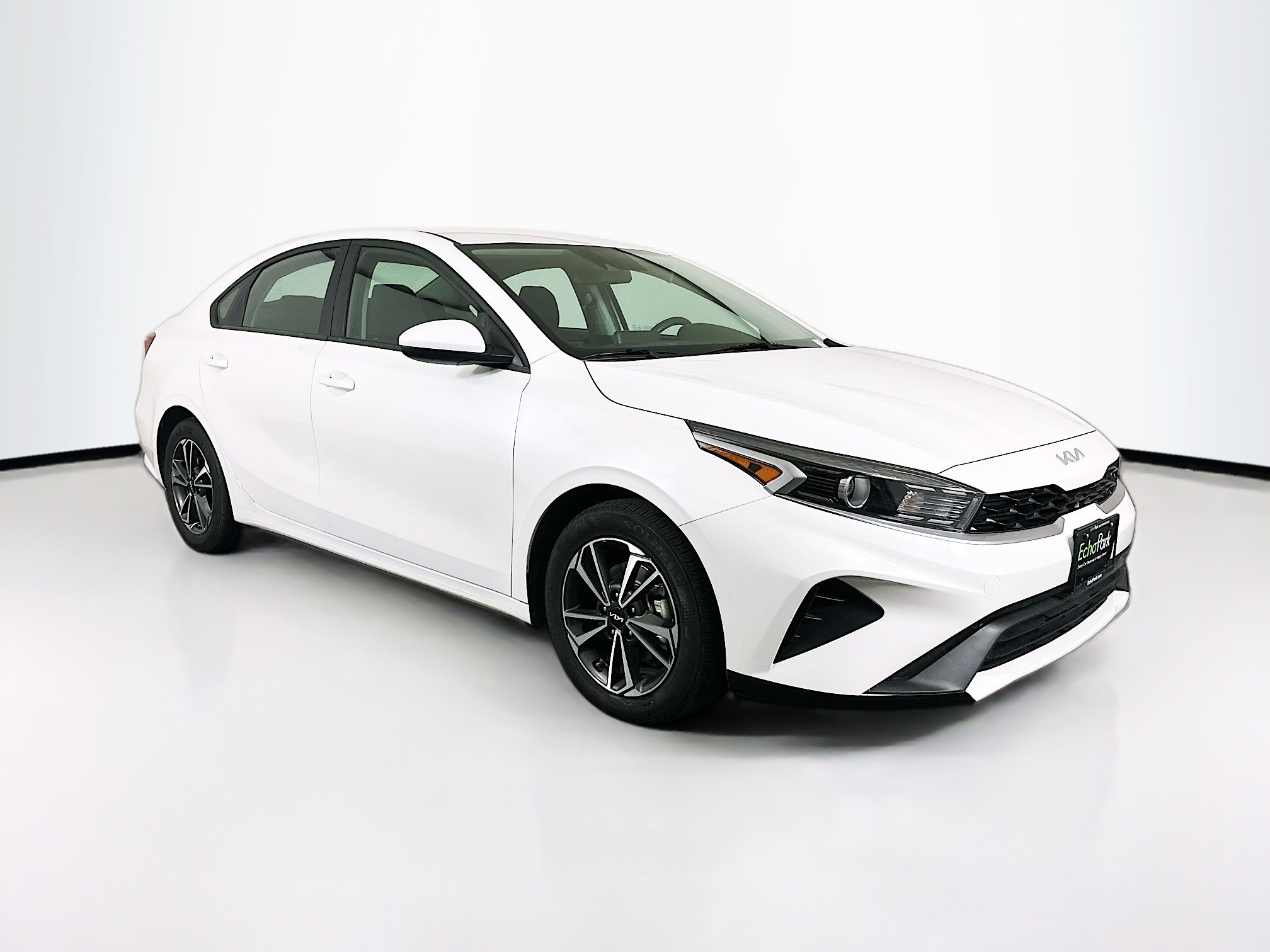 2024 Kia Forte LXS's photo