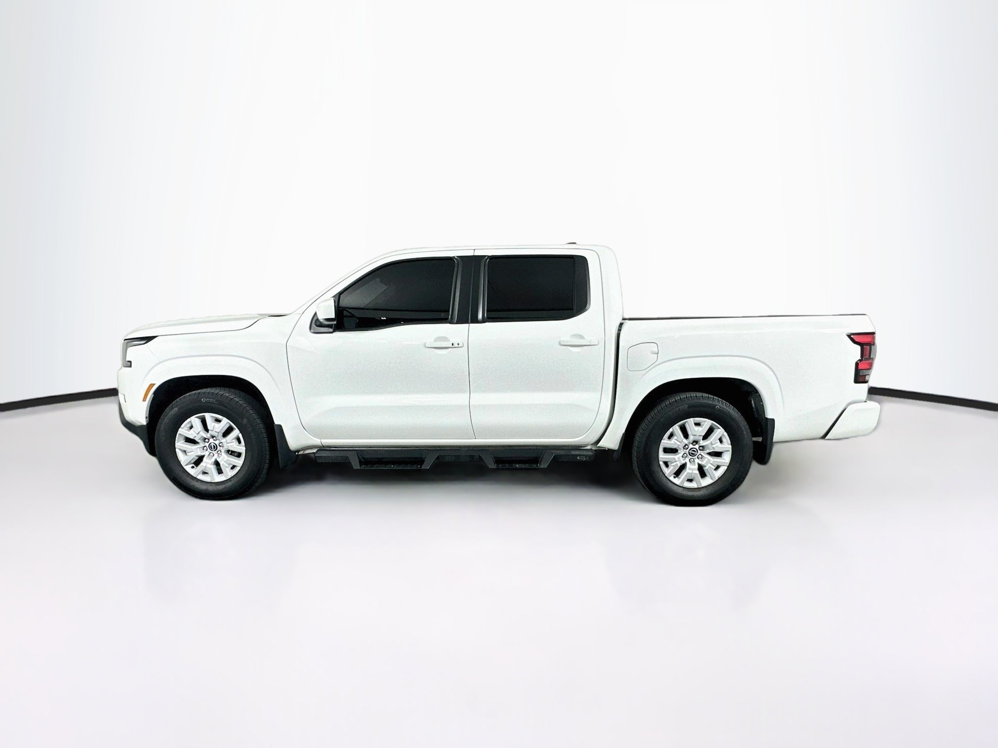 Used 2024 Nissan Frontier SV Crew Cab 4x2 SV