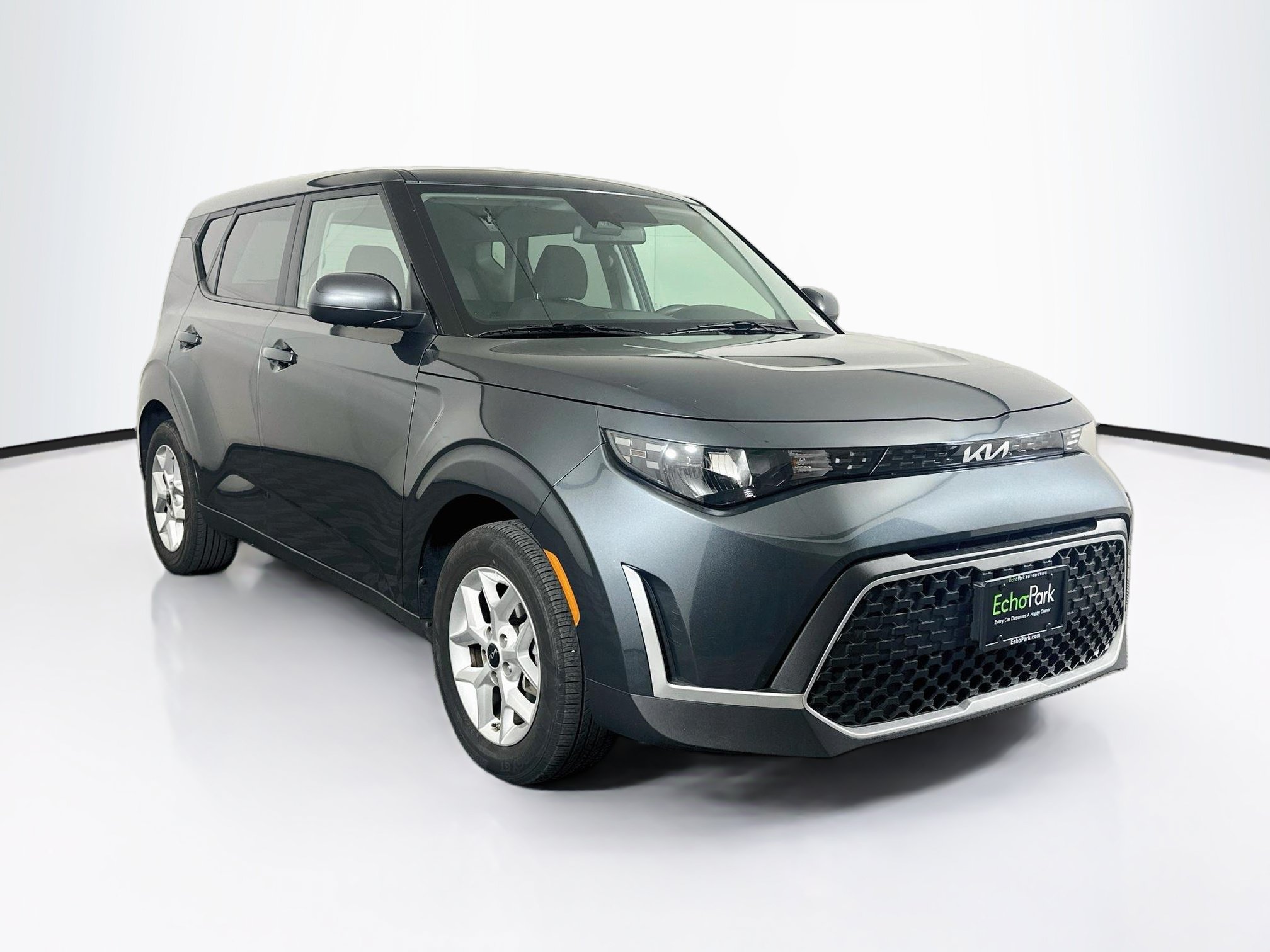 Used 2025 Kia Soul LX LX FWD