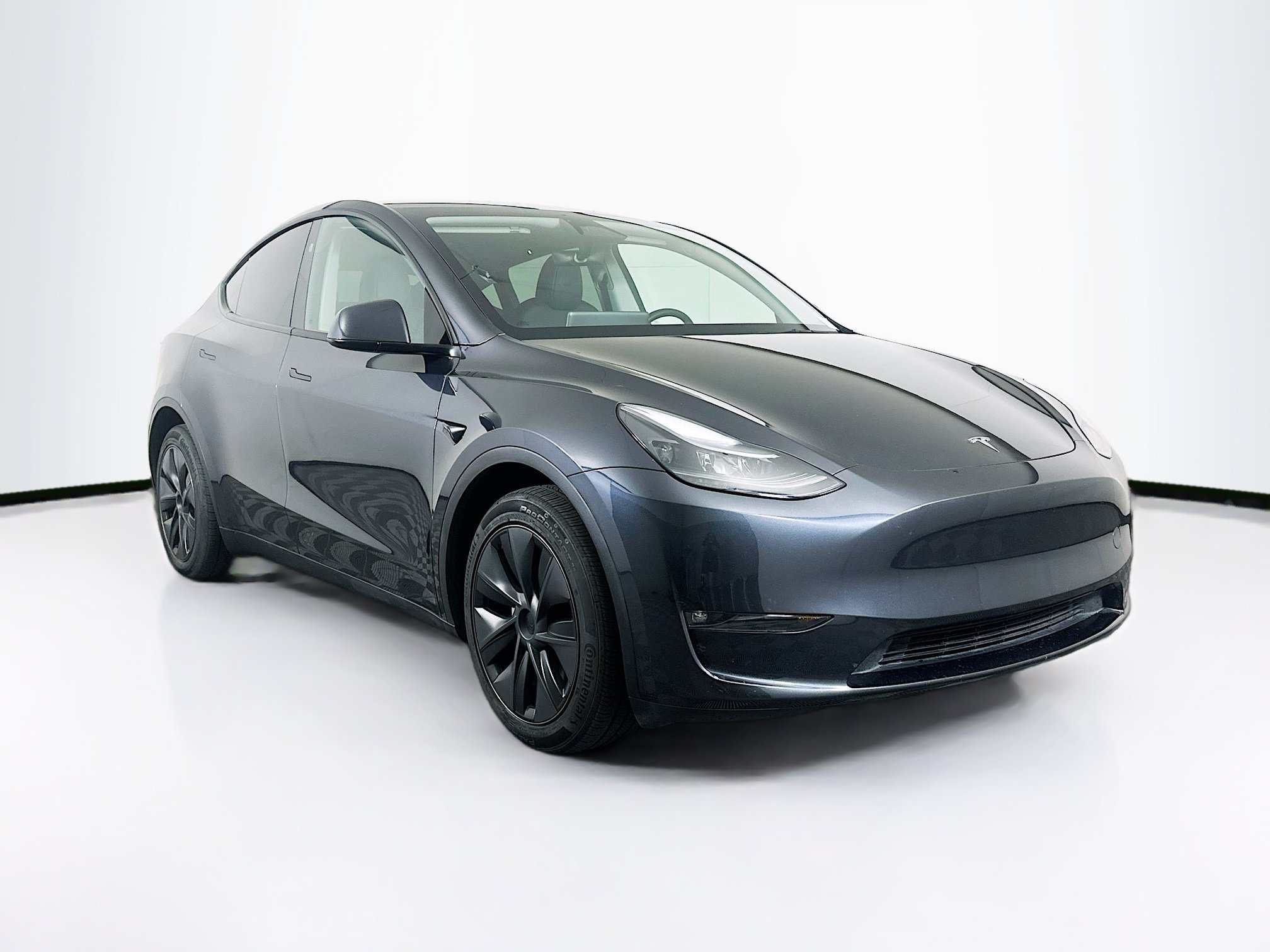 2025 Tesla Model Y Long Range Dual Motor All-Wheel Drive's photo