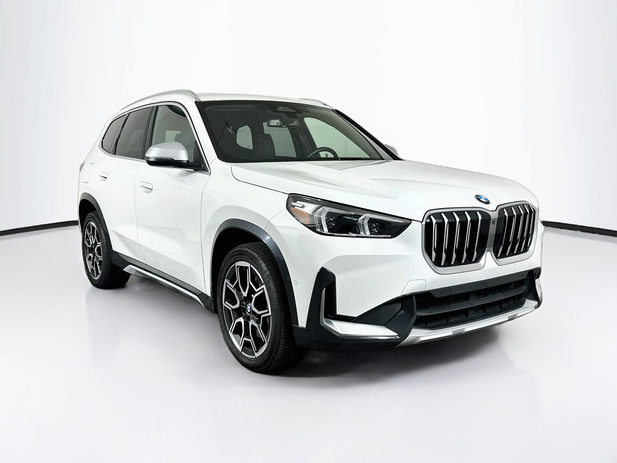 2023 BMW X1 28i
