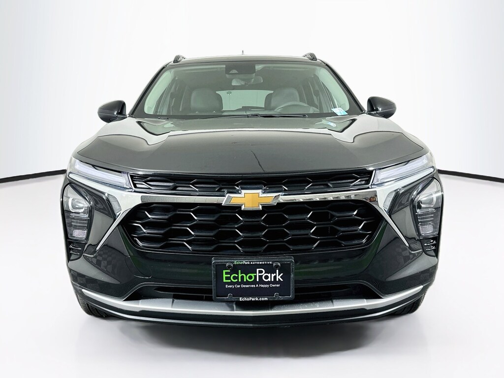 Used 2026 Chevrolet Trax LT FWD LT