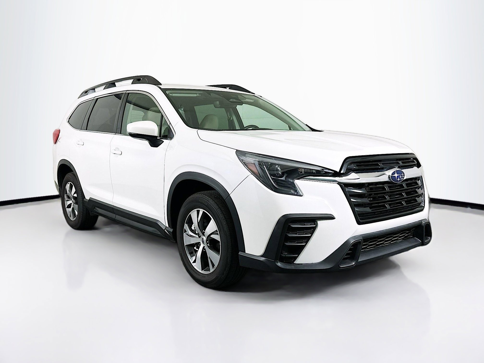 2024 Subaru Ascent Premium's photo