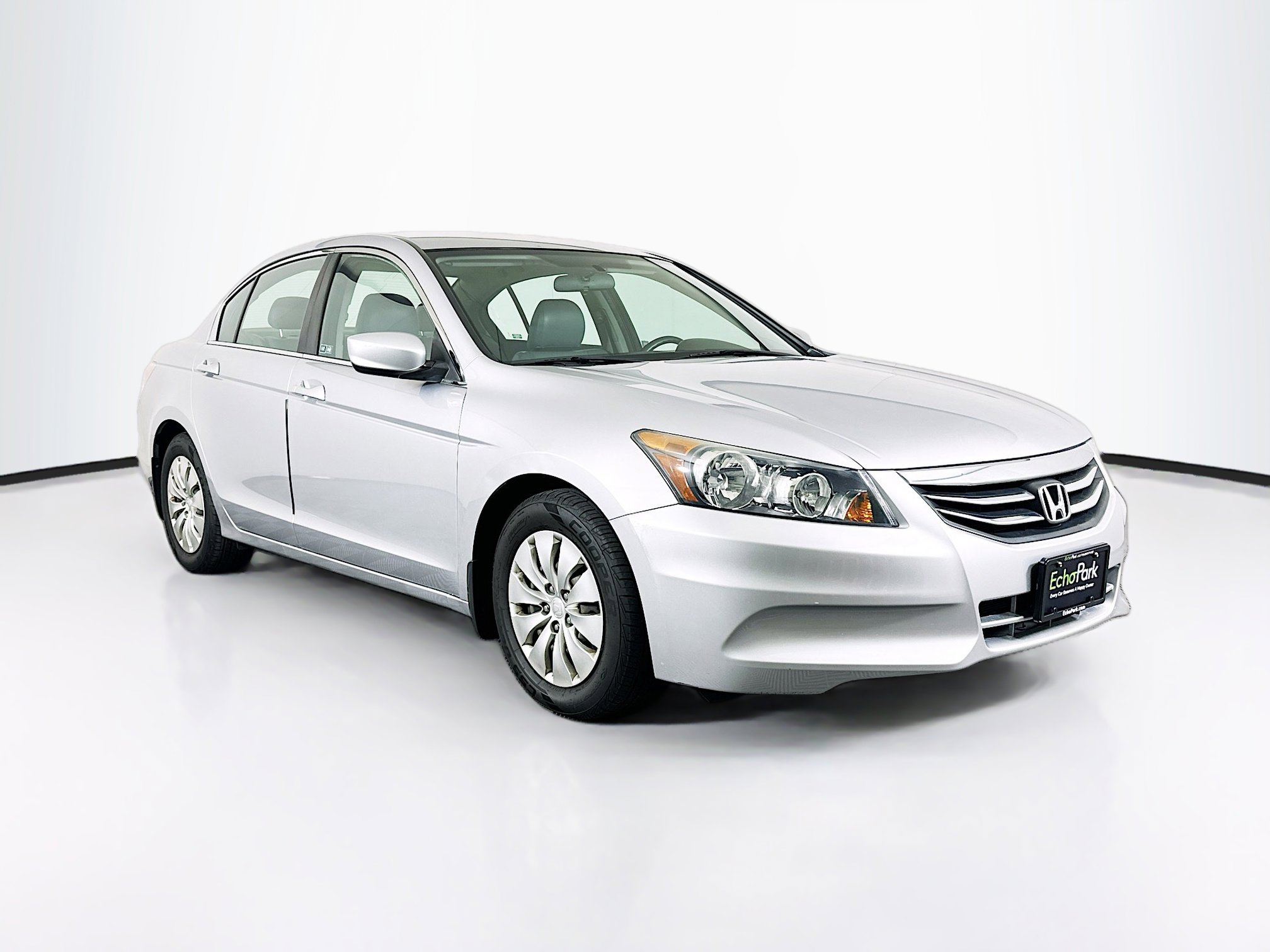 2011 Honda Accord LX Auto's photo