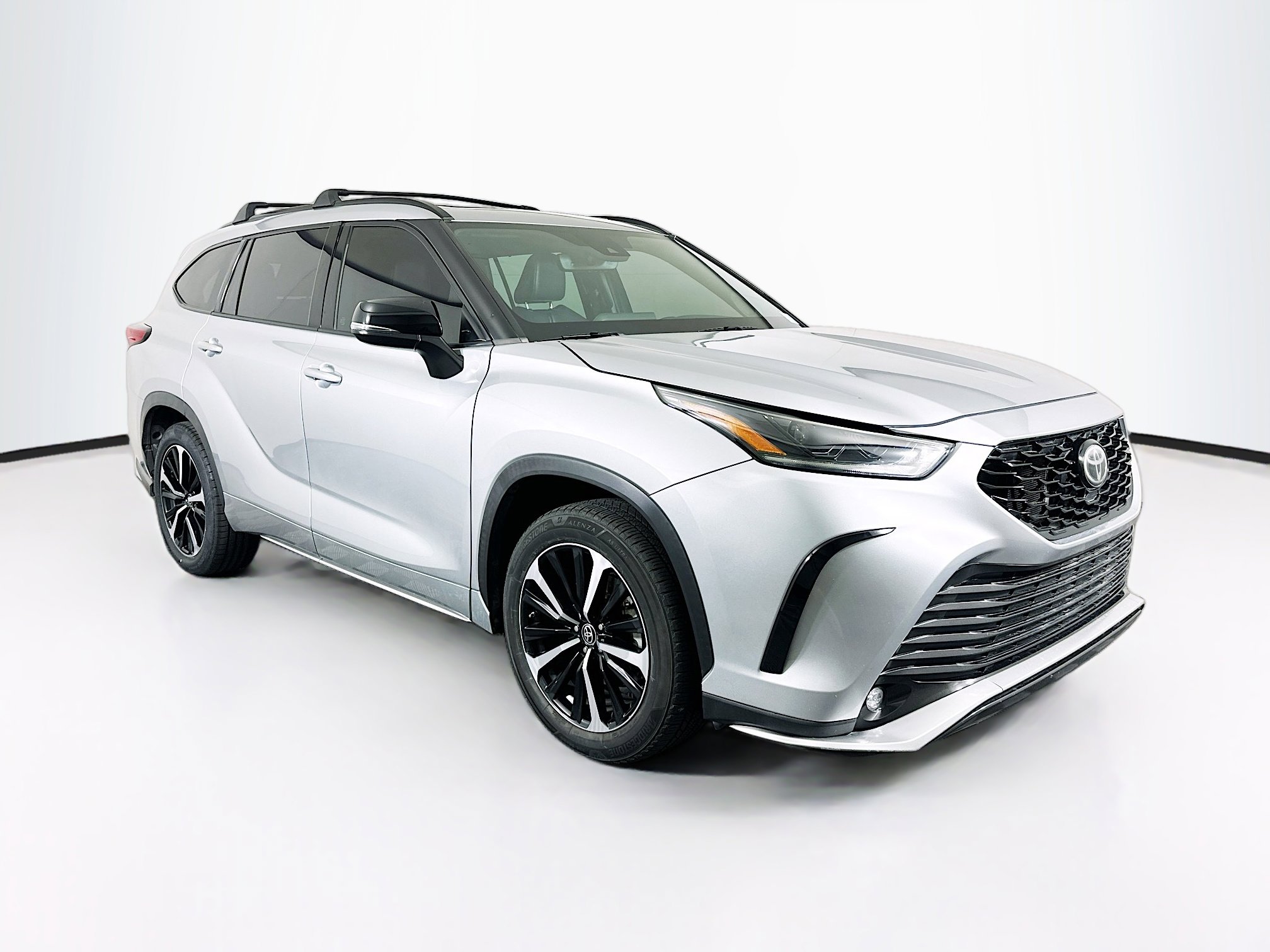 2021 Toyota Highlander XSE 4x2 V6's photo