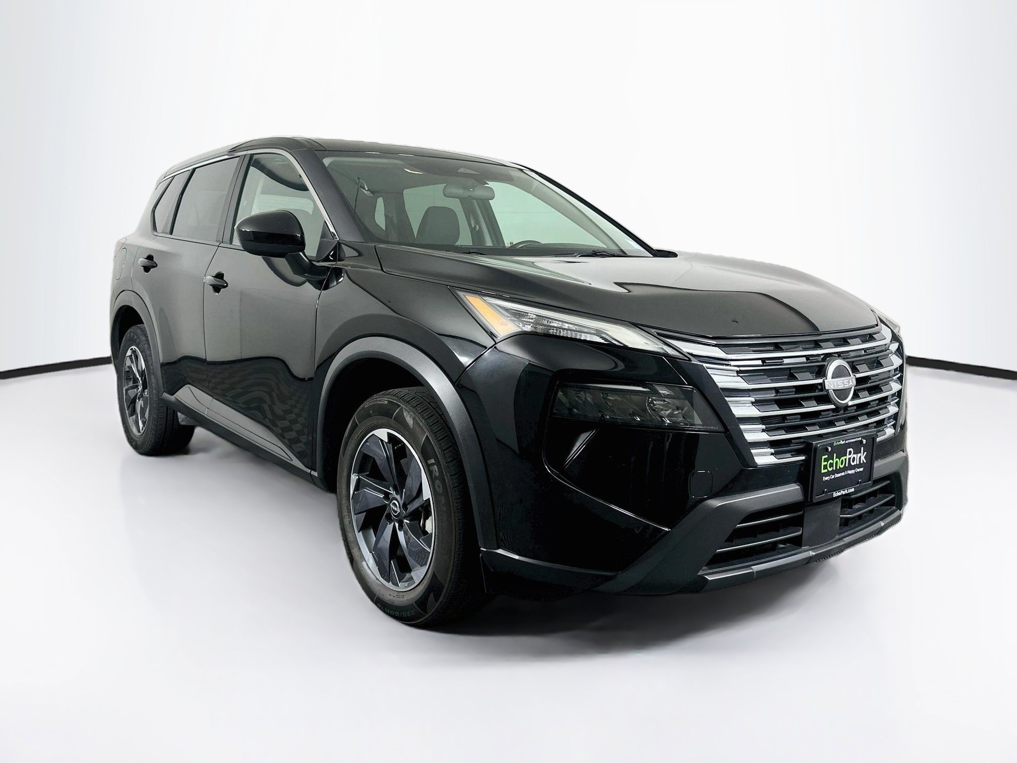 Used 2025 Nissan Rogue SV FWD SV