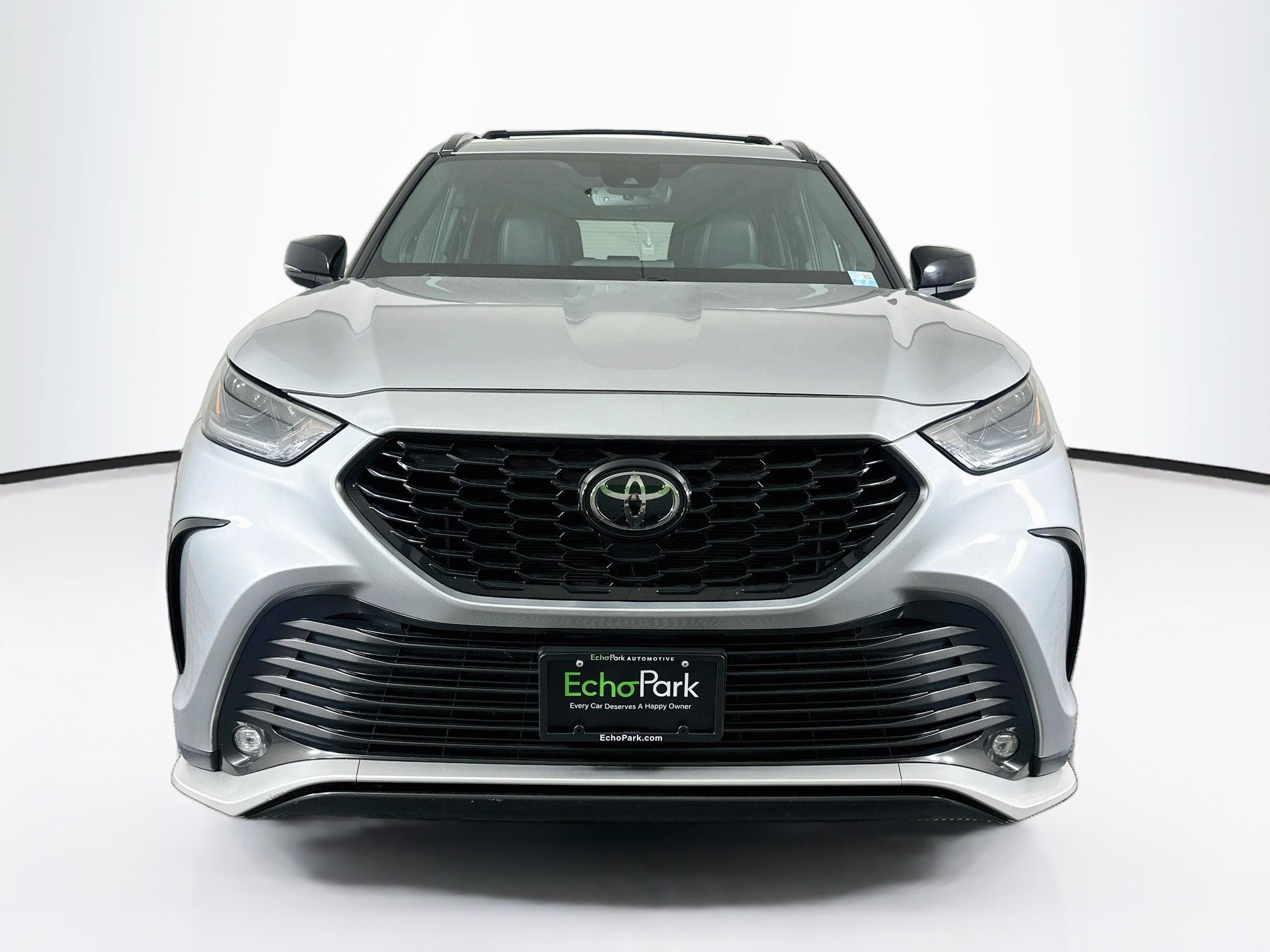 Used 2022 Toyota Highlander XSE XSE FWD