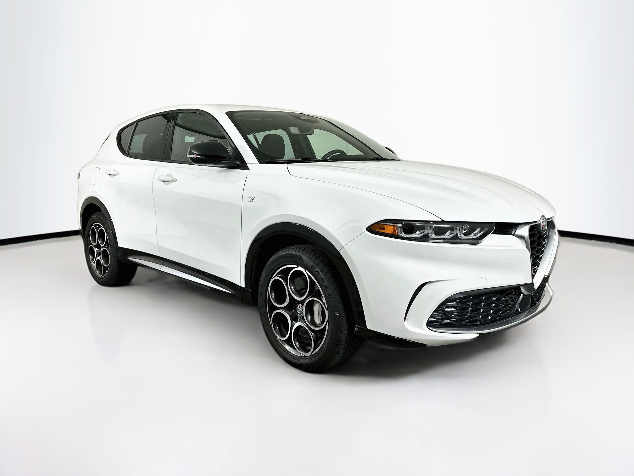 2024 Alfa Romeo Tonale TI's photo