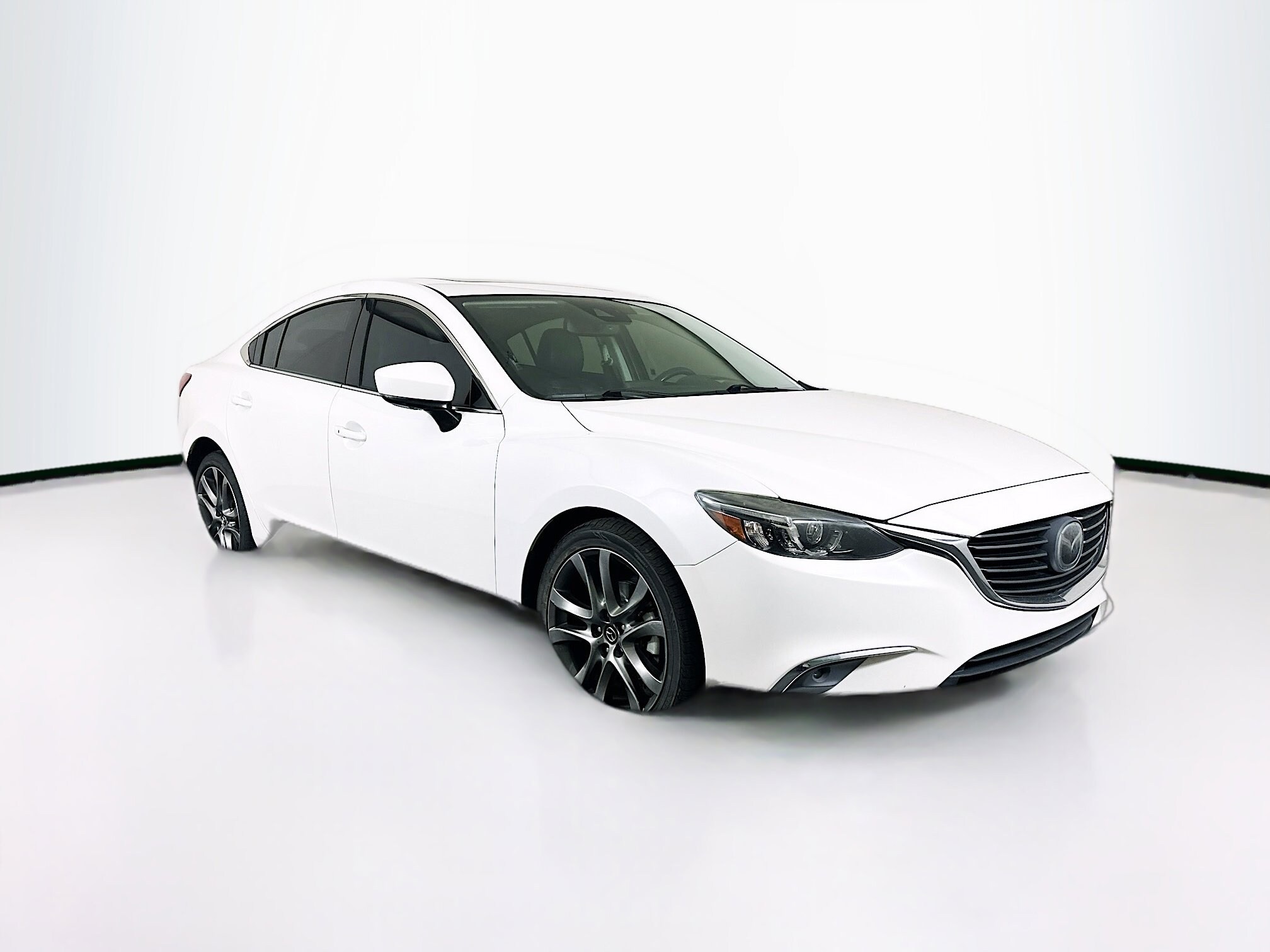 2017 Mazda EZ-6 i Grand Touring Auto's photo