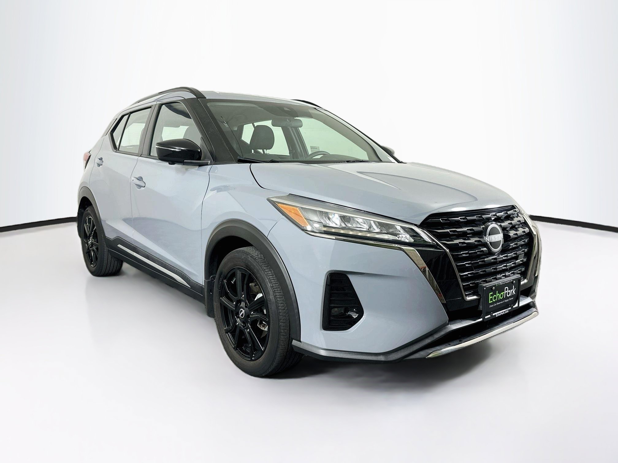 2023 Nissan Kicks