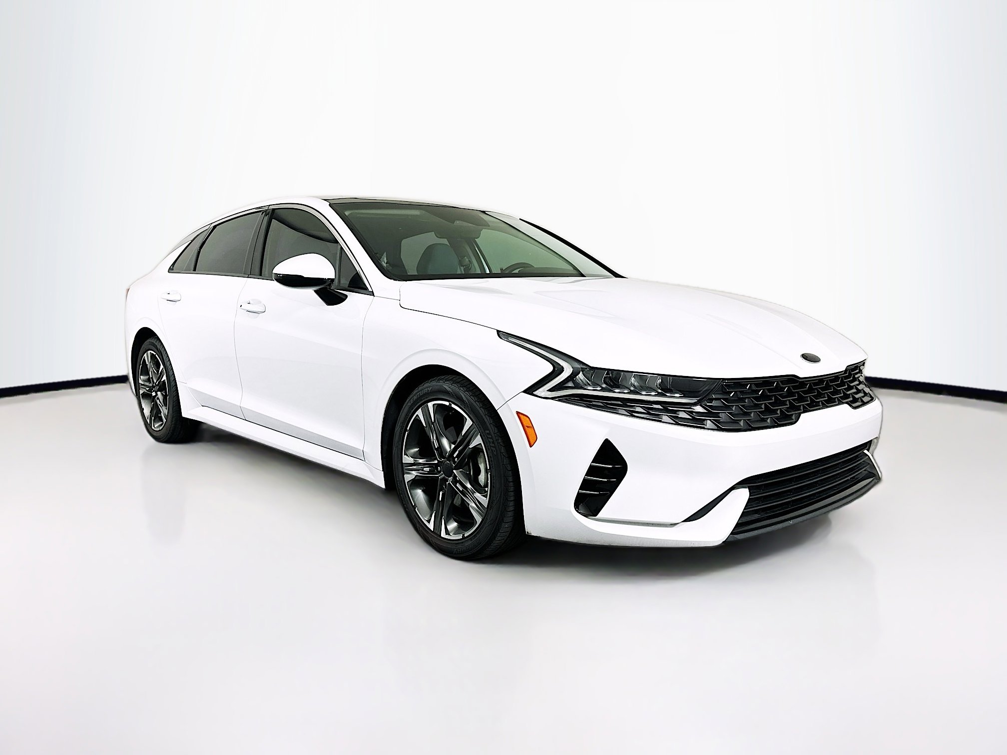2021 Kia Optima EX FWD's photo