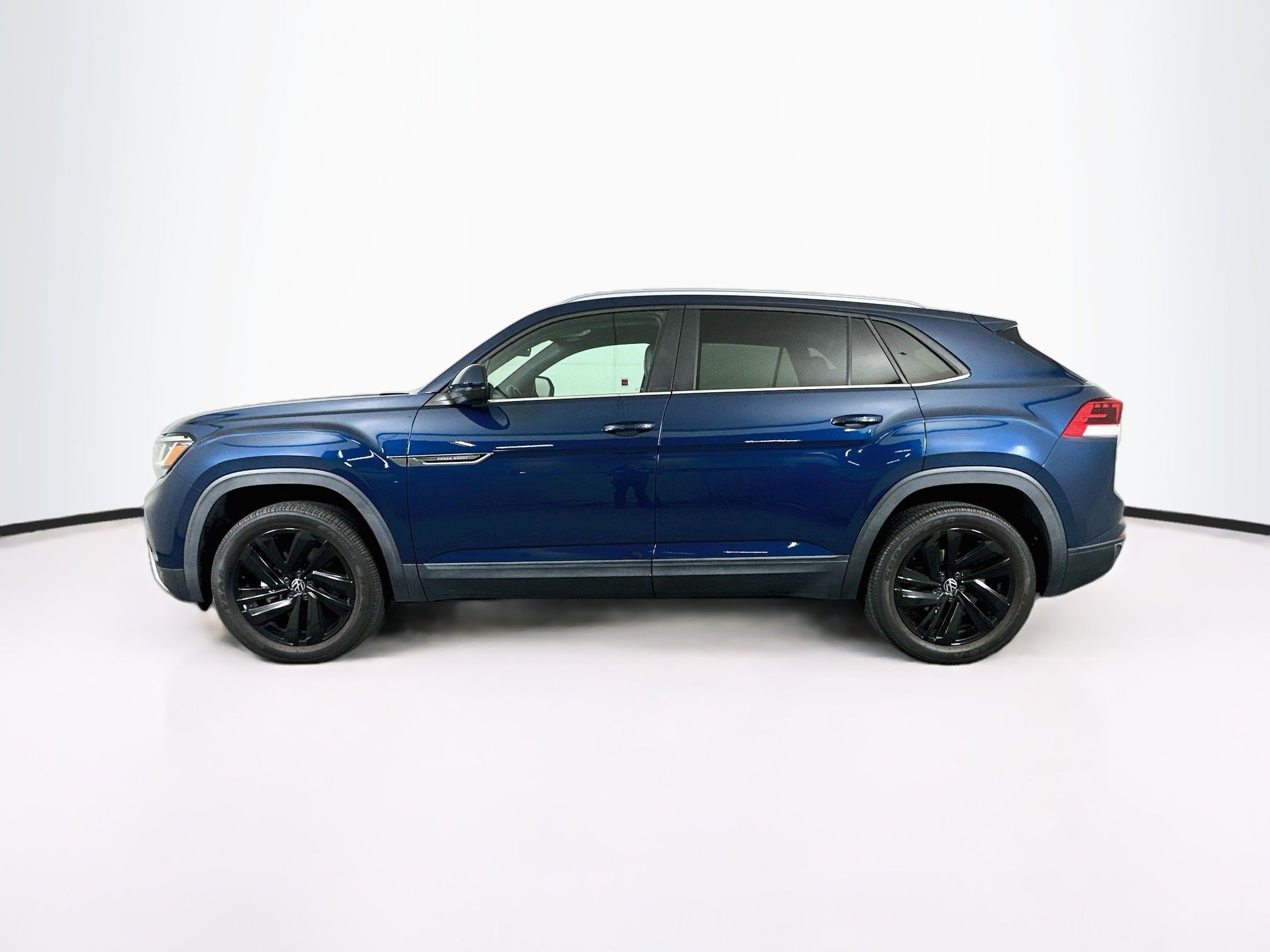Used 2022 Volkswagen Atlas Cross Sport 3.6L V6 SE w/Technology 3.6L V6 SE w/Technology 4MOTION