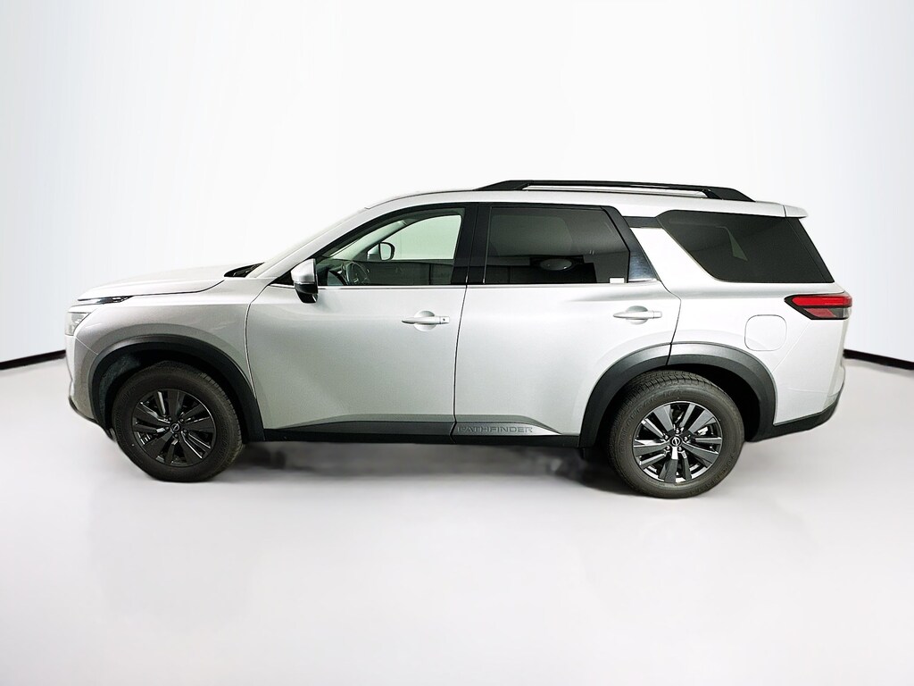 Used 2025 Nissan Pathfinder SV SV 2WD