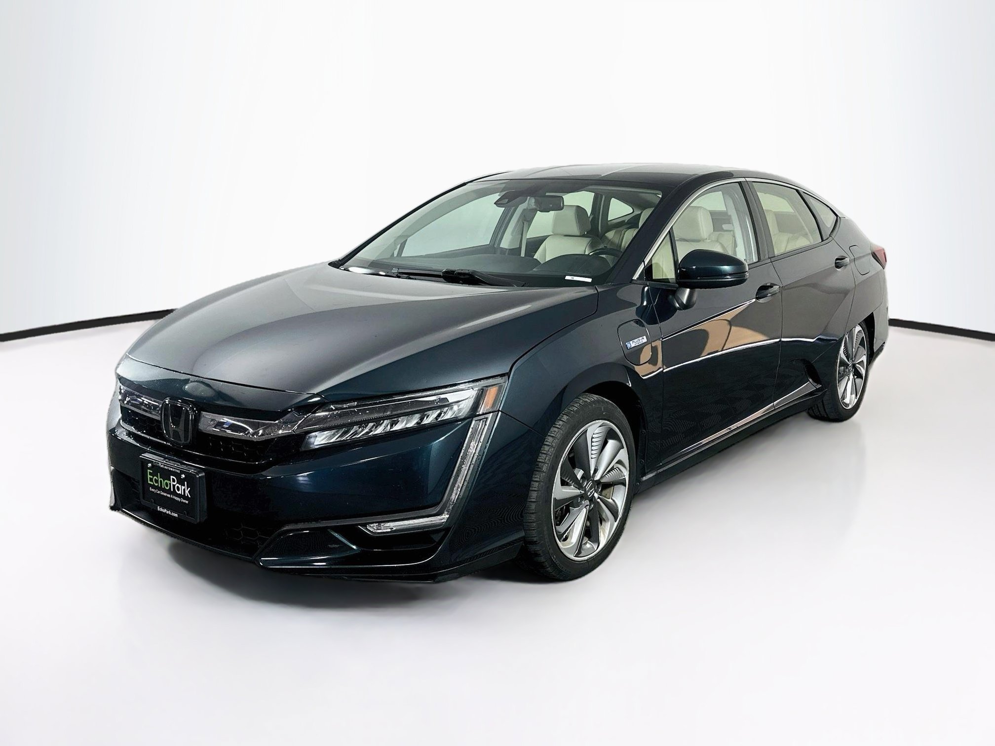 Used 2018 Honda Clarity Plug-In Hybrid Touring Sedan