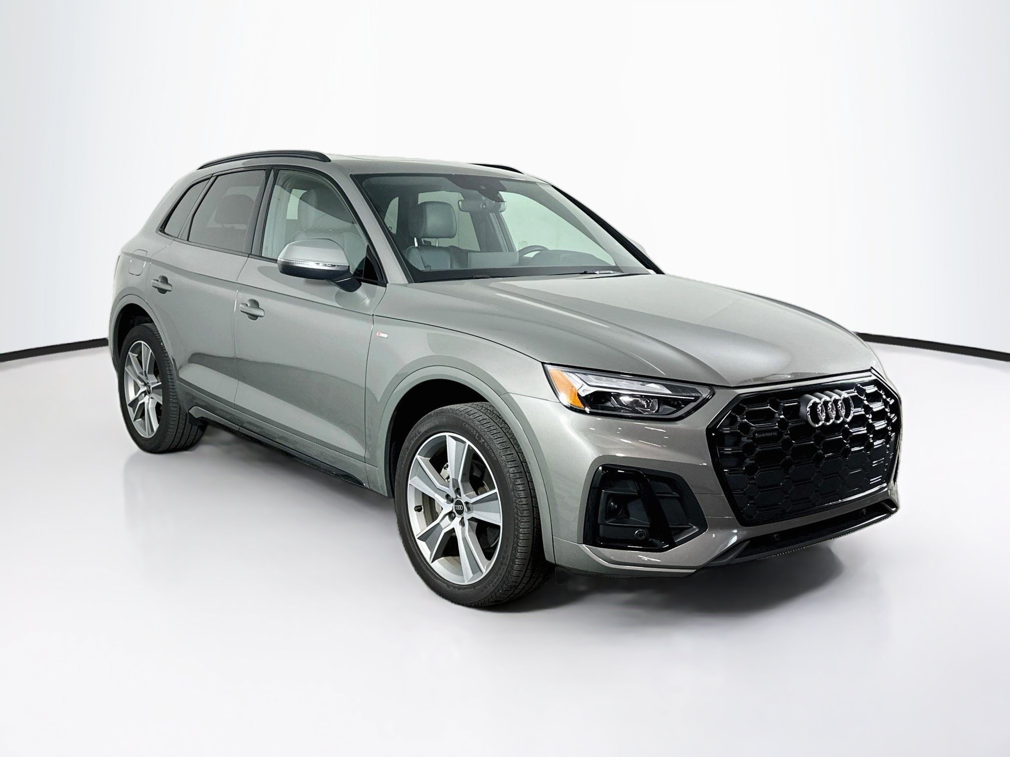 2025 Audi Q5 Premium