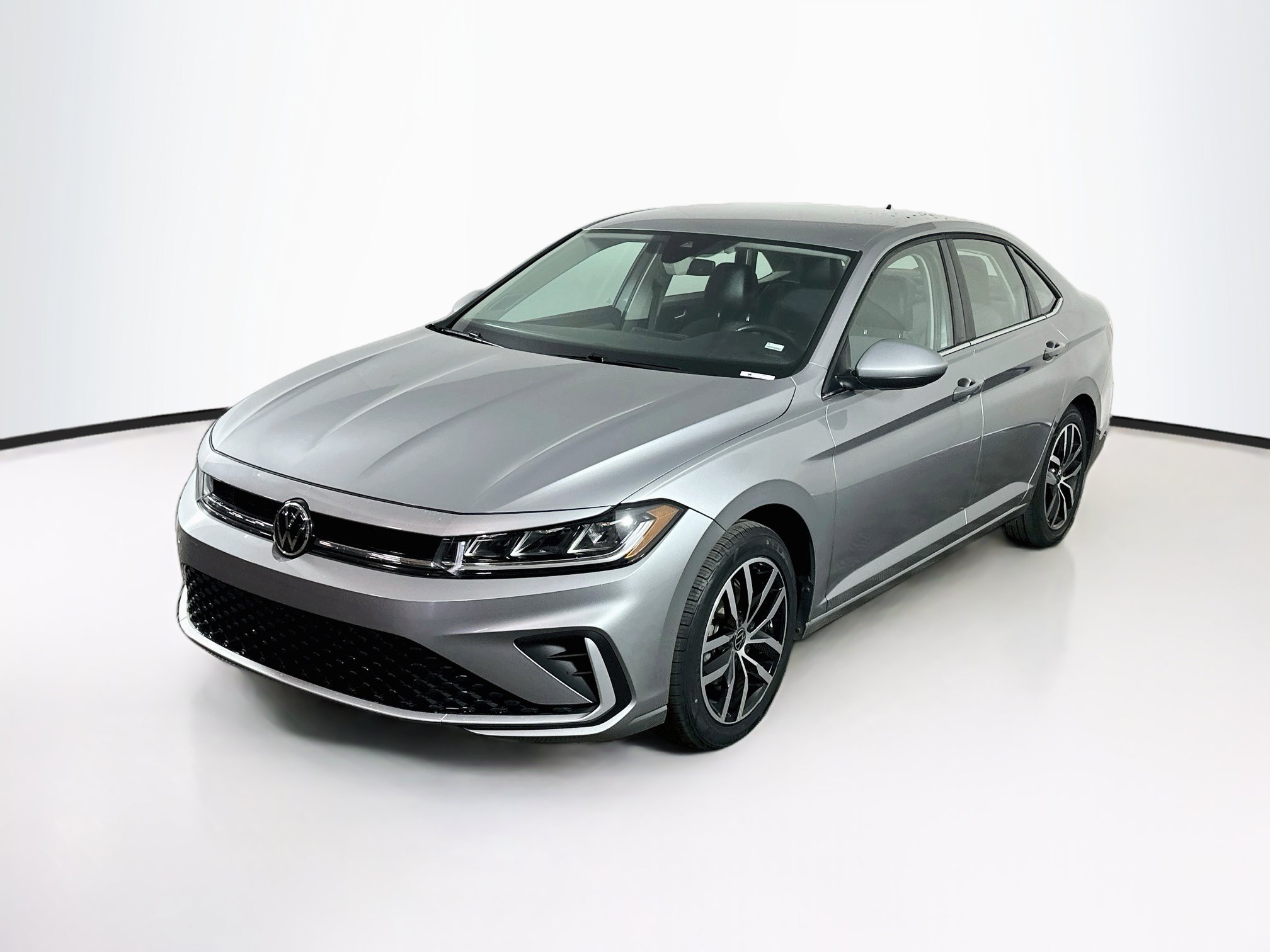 Used 2025 Volkswagen Jetta SE SE Auto