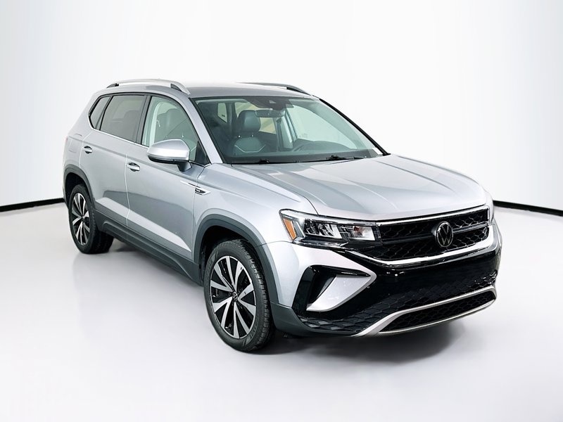 2024 Volkswagen Taos SE's photo